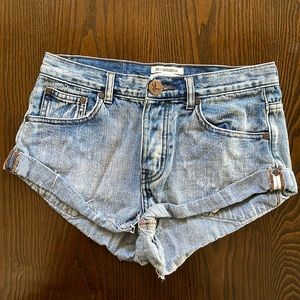 One x One Teaspoon Bandits Denim Shorts, Size 24